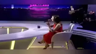 جنات تغني لشيرين متعتذرش دندنها