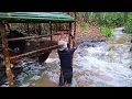 solo camping hujan deras tiba2 air meluap sangat deras disaat membangun rumah