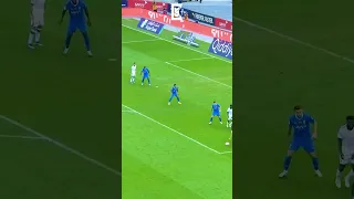 تسديدة محرز امام الهلال الاهلي الهلال 