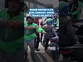 Download Lagu MEMANAS! Driver Ojol Baku Hantam dengan Sopir Transjakarta, Rekan Ojol Langsung Mendekat