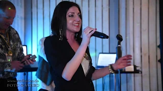 Как она спела Старинные часы 