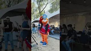 Montreal Mascot Youppi S Hips Don T Lie 