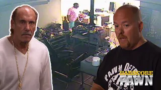 les gold catches employee stealing hardcore pawn