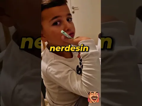 Ödev yapan çocuk bir an yanlış anlaşıldı 😂