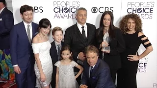 Man with a Plan CAST People s Choice Awards 2017 Press Room Red Carpet