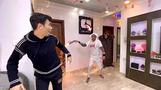 لما اخوك الصغير يولع سلك وصاوريخ في البيت السلسيلي 