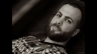 أيسر جمول  صاحب    الشاعر خالد الجراح دندنها