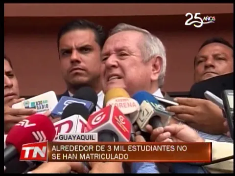 Inició clases en la Universidad de Guayaquil