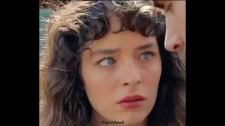 اديك دي وهي لابسني بحس براحه فوق الوصف 