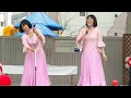 ボヘミアンを唄う阿佐ヶ谷姉妹(姉)