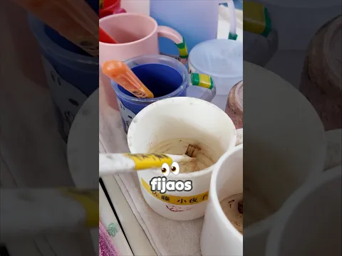 Las pertenencias de los abuelitos en cada cama 🥹