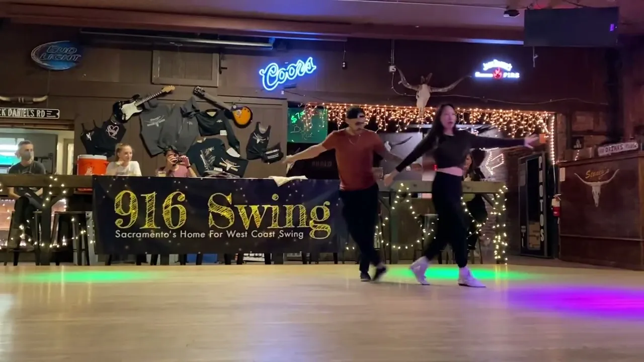 Gabe Munoz & Selina Her @ 916 Swing (1/24/23)