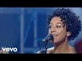Download Lagu Corinne Bailey Rae - Put Your Records On (Live)