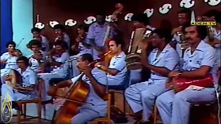 فرقة الانشاد عدن يامن هواه اعزه واذلني 