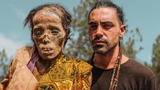 LA OSCURA TRADICIÓN DE INDONESIA | DESENTERRANDO MUERTOS