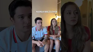 MAÇ İZLERKEN KADINLAR