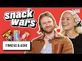 Download Lagu FINNEAS and Ashe Try British \u0026 American Food | Snack Wars