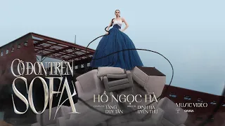 Cô đơn trên sofa