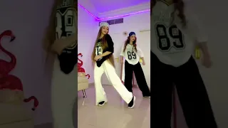 جميع رقصات لانا ولين على تيك توك 