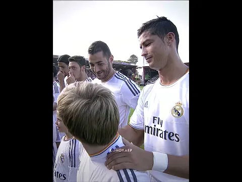 Messi & Ronaldo Have Golden Hearts 🥹❤️