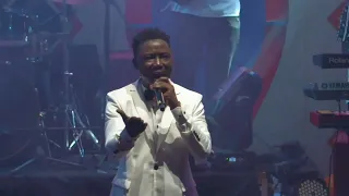 Duden j - Il peut changer (LIVE)