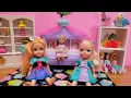 Download Lagu Moving to a new home ! Elsa \u0026 Anna toddlers - unpacking - Barbie dolls