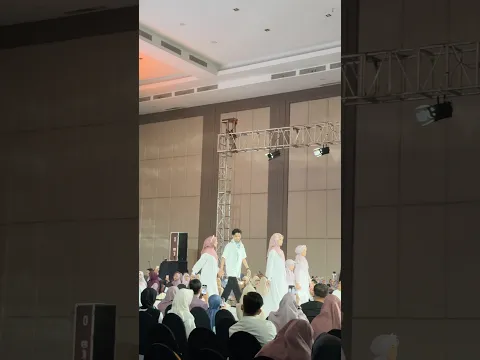 Alula Aisy Fam’s Fashion Show 🥰