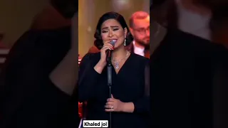 شيرين تبدع في أغنيه انا قلبي ليك ميال بليلة روائع الموجي بالسعودية 