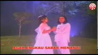 Nada Soraya \u0026 Nadi Baraka - Malam Terakhir [Official Music Video]