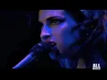 Amy Winehouse - Back to Black amazing live performance!