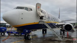 Ryanair Boeing 737-8AS FR2861 Luxembourg to London Stansted Full Flight