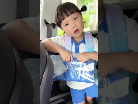这下财富自由了😂😂😂 #6500万艾莎内裤  #人类幼崽  #露兮粑粑  #小小露兮 #内容启发搜索