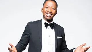 andile 10 000 people