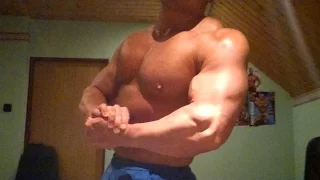 pecs bouncing u0026 biceps pumping