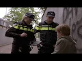 Download Lagu Komt Een Man Bij De Dokter | Waar woon jij? 🤔