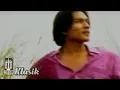 Download Lagu Ebiet G. Ade - Camellia 2 (Official Karaoke Video)
