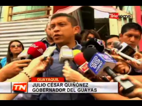 Entregan ayuda humanitaria a familia de hombre que se suicidó
