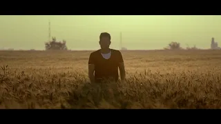 حماقي كنت سبني لحد آخر لحظه جنبك مابلاش 