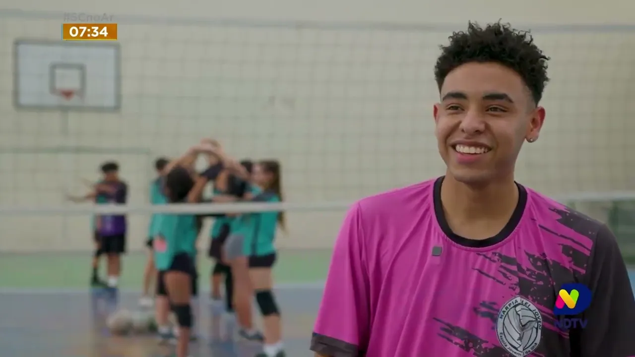 Projeto social incentiva a prática de esportes em escola de Florianópolis