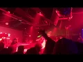 Alexander Lewis Chargè Flip Live