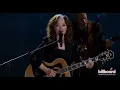 Jackson Browne & Bonnie Raitt sing "Angel From Montgomery" as Bonnie receives Billboard's WIM award