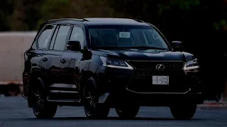 نادر الشراري  الوقت مرر وقهوتي مره   وينه اشوف ان ماله الطاري   ياكبر حظ اللي يشوفونه   بنساه   بطيء دندنها