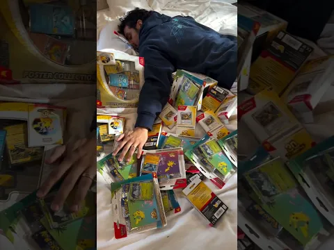 É hit logo de manhã !!!! Ngm segura 30 anos kkkk #tcg #pokemon #card #tcgslab