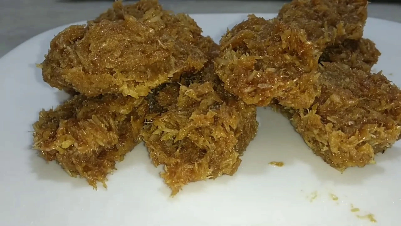 Receita de coquinho crocante, por vó Lurdes. Siga no instagram: @receitasdavolurdes.. 