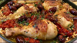 One pan chicken mediterranean style! Dinner is ready in just 30 minutes!