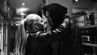 G-Eazy Bahari - Vampires Visualizer