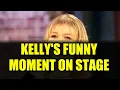 Kelly Clarkson s Hilarious Wardrobe Mishap There s My Boobs Las Vegas Residency