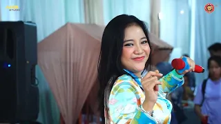 Download PENGOBAT RINDU - LIA DA ( LIVE COVER ) MP3