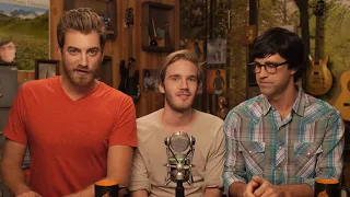 pewdiepie is smol proof