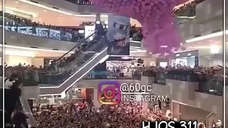 اقبل العيد وانا طامع في لقانا 